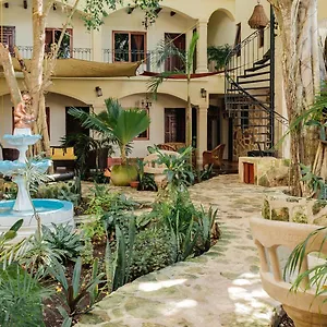 Hotel&hostal Nojoch Che Cobá
